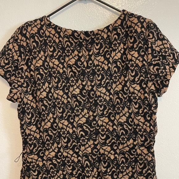 Sheri Martin Lace Overlay Jumpsuit Size 16 - Picture 5 of 8